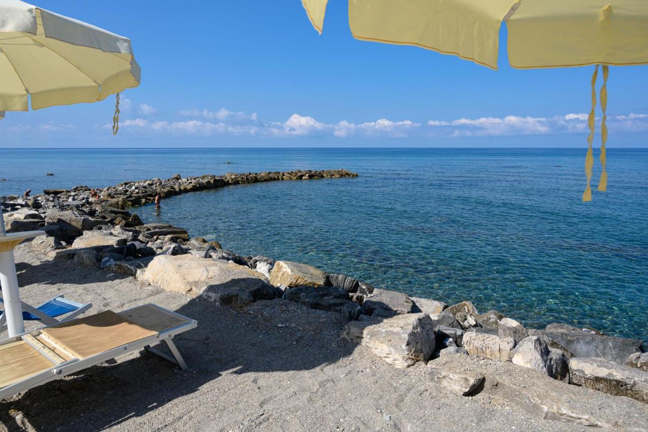 פישוטה Villaggio Stella Del Sud & Resort מראה חיצוני תמונה