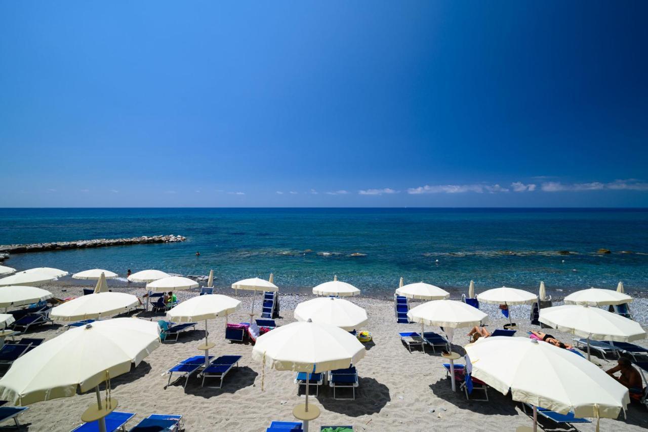 פישוטה Villaggio Stella Del Sud & Resort מראה חיצוני תמונה
