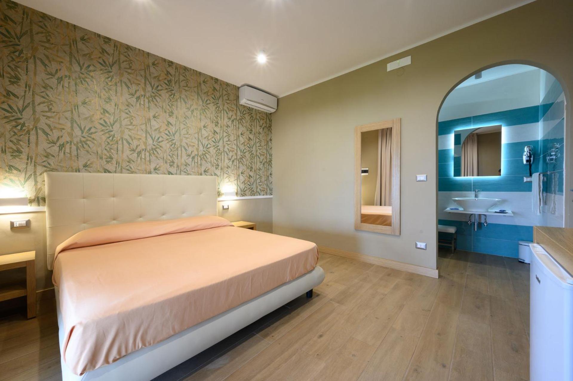 פישוטה Villaggio Stella Del Sud & Resort מראה חיצוני תמונה